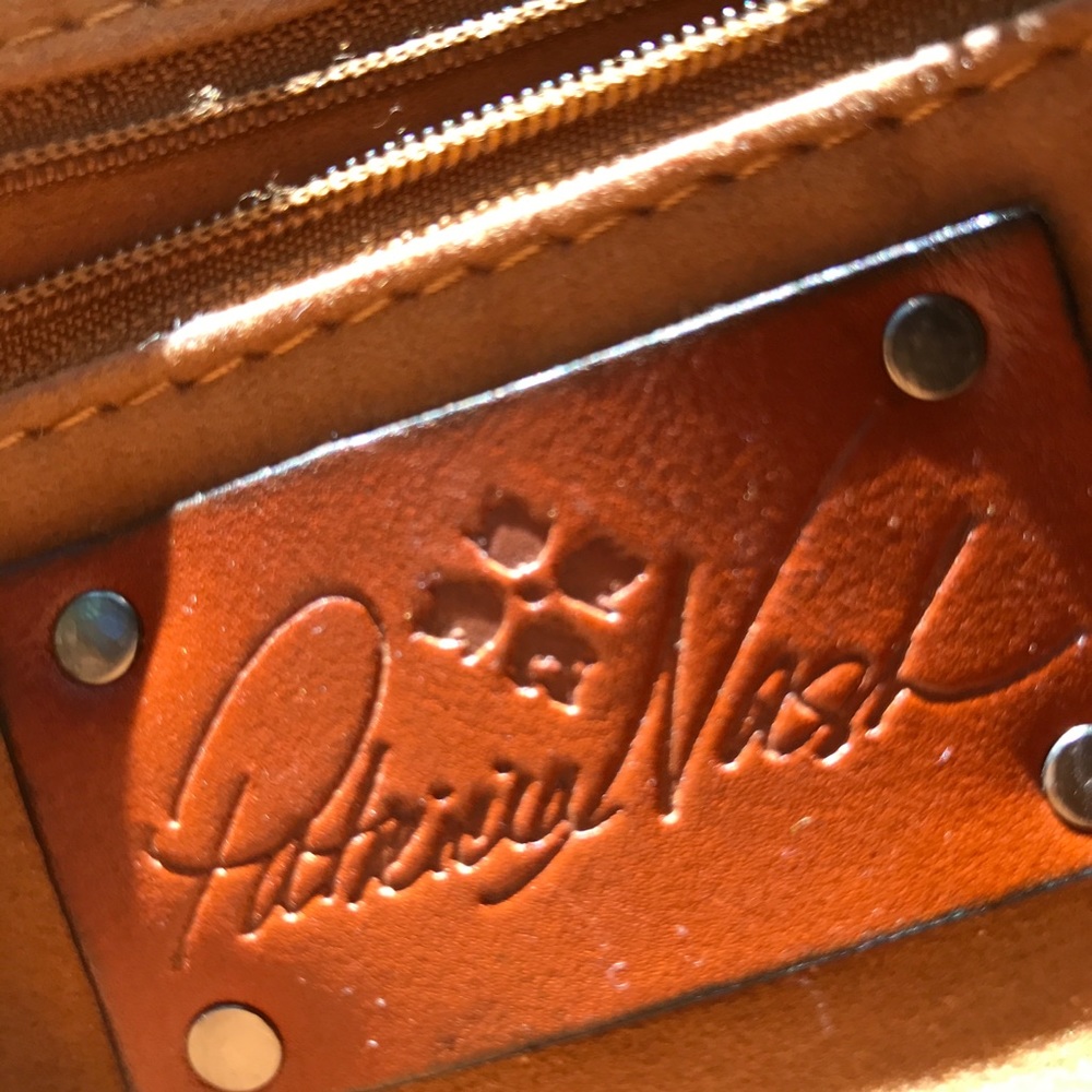 Patricia Nash Cassini Tooled Leather Wristlet - Picture 3 of 8